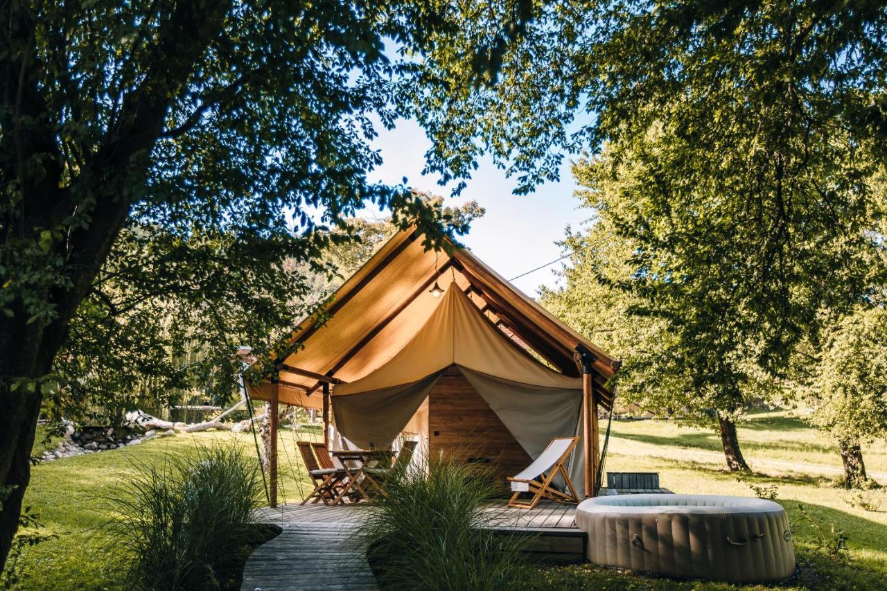 Chateau Ramšak, vineyard glamping resort Maribor Bagian luar foto