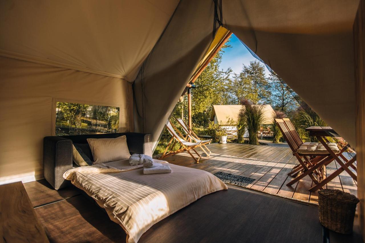 Chateau Ramšak, vineyard glamping resort Maribor Bagian luar foto