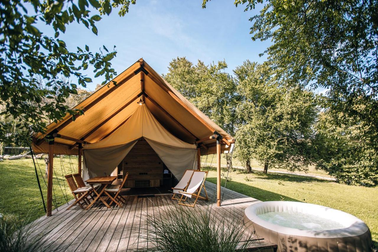 Chateau Ramšak, vineyard glamping resort Maribor Bagian luar foto